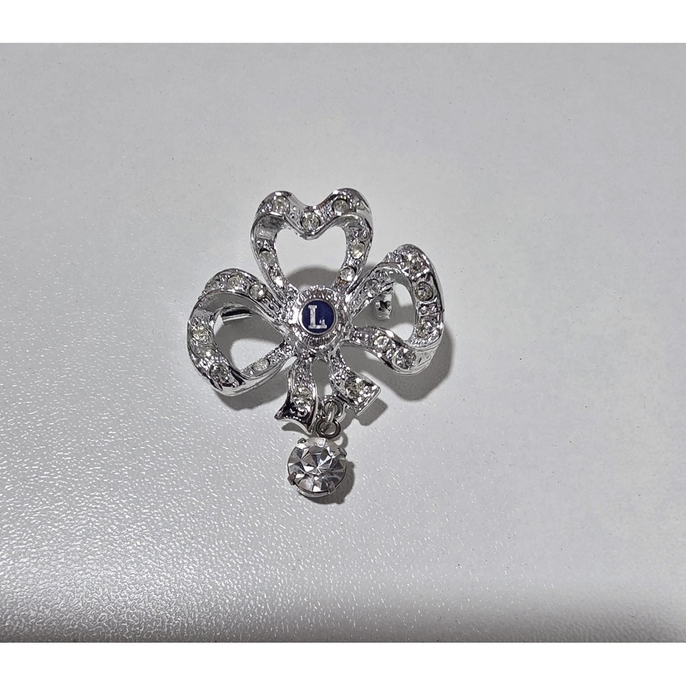 Vintage Lions Club Rhinestone Bow Brooch Pin Silver Tone Blue "L" Dangle Charm - Picture 1 of 4